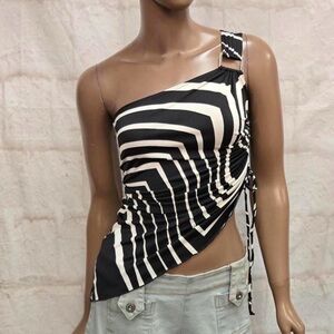 Black and White One-Shoulder Top
